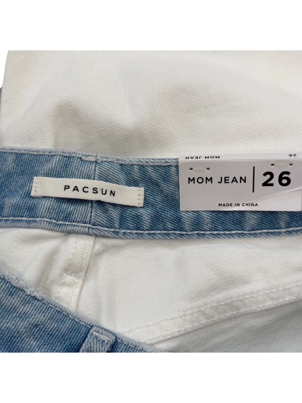 PacSun Womens Size 26 Mom Jean Distressed Freeze Pop White Blue Two-Tone NEW - Picture 3 of 8